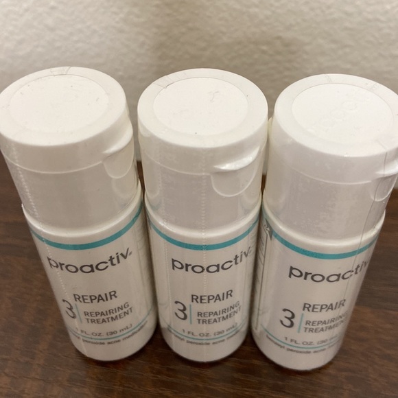 Proactiv step 3 repairing treatment. 3 one ounce bottles. - Picture 2 of 3